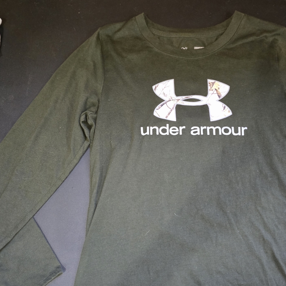 Womens UA long sleece